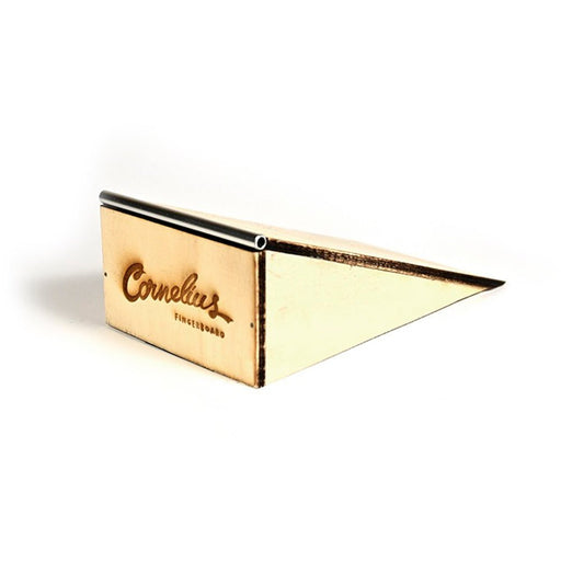 Cornelius Fingerboard kickramp - Caramel Fingerboards - Fingerboard store