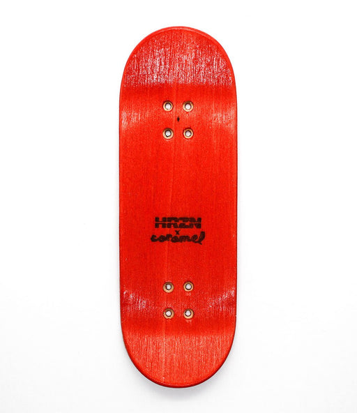 Horizon x Caramel red dagger deck 32mm - Caramel Fingerboards - Fingerboard store