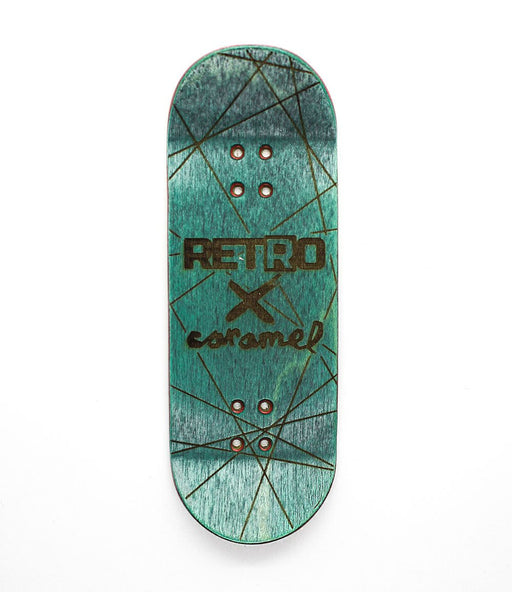 Retro x Caramel skull pierced with a sword deck 33.5mm - Caramel Fingerboards - Fingerboard store