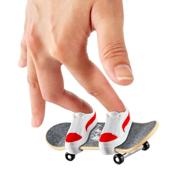 Big Air Bat Hot Wheels Skate Fingerboard and Shoes – Square Imports