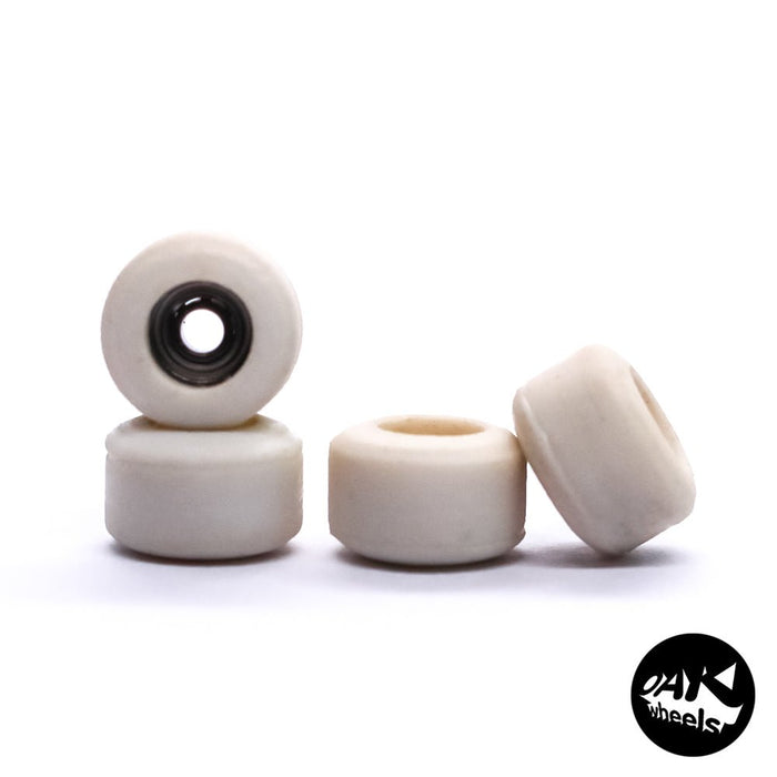 Oak Wheels RV2 white 7mm - CARAMEL FINGERBOARDS